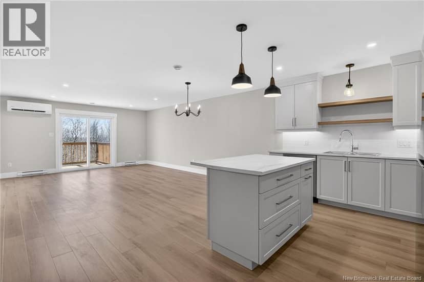 436 LaVallee Unit# 2 — photo 9 of 40
