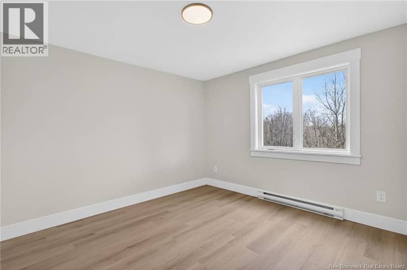 436 LaVallee Unit# 2 — photo 33 of 40
