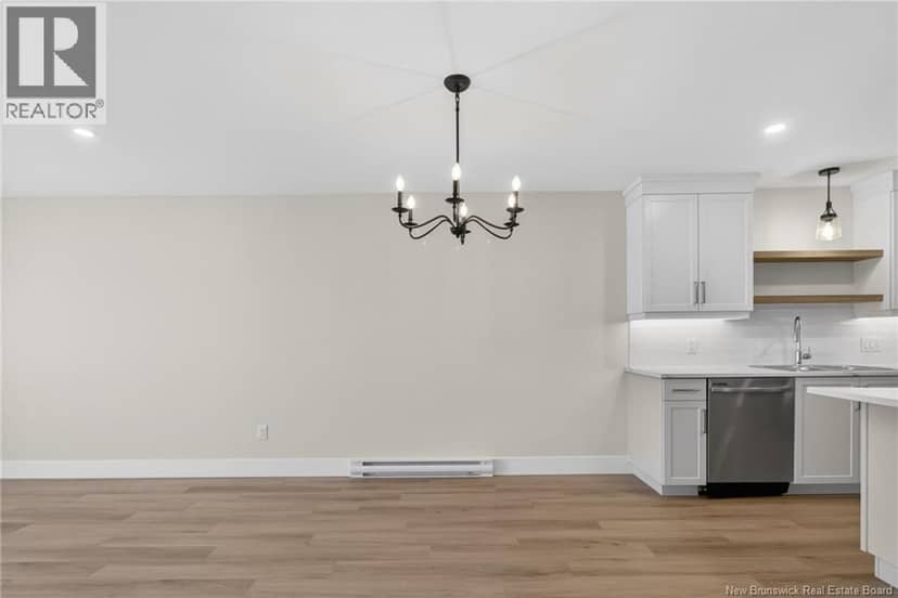 436 LaVallee Unit# 2 — photo 22 of 40