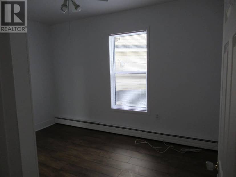 673 George St Street — photo 25 of 37