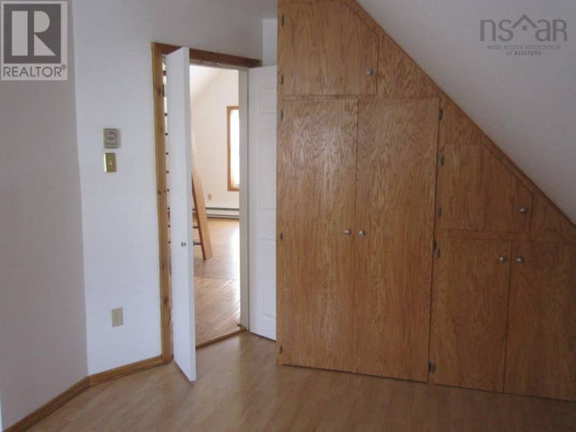 673 George St Street — photo 34 of 37
