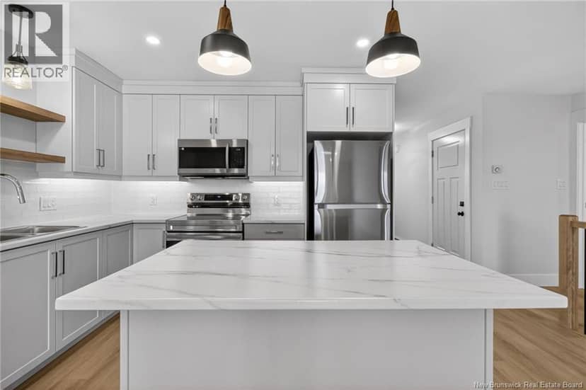 436 LaVallee Unit# 3 — photo 17 of 40