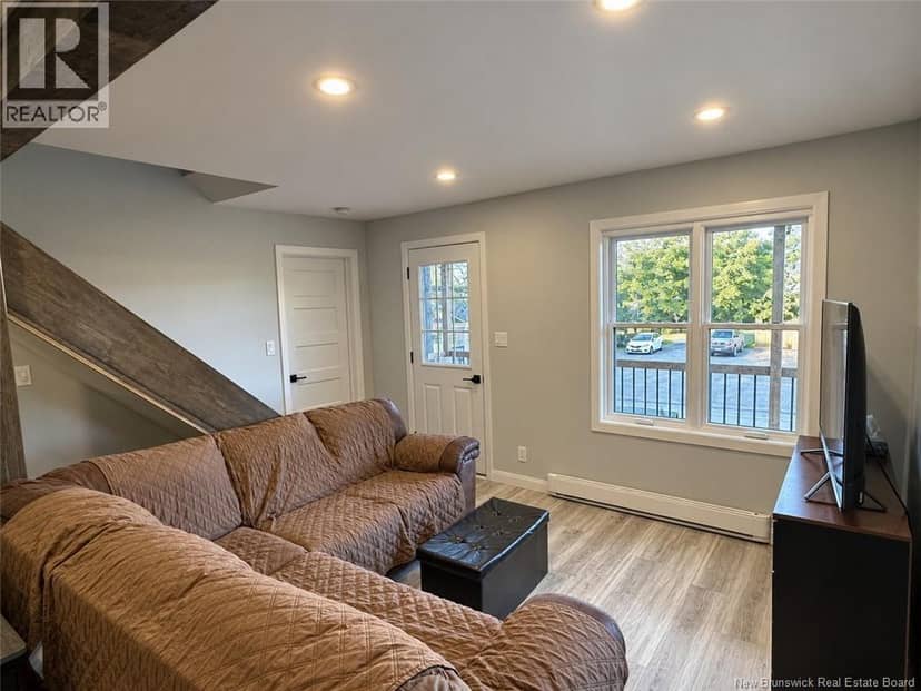 644 Canada Road — photo 4 of 18
