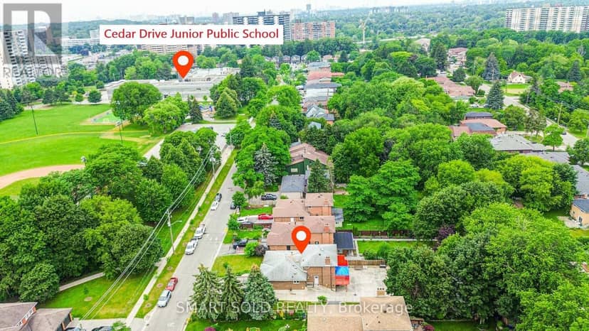56 Gatesview Avenue, Toronto, photo 8