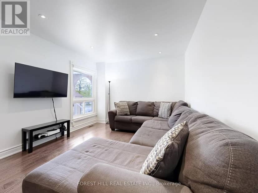 109 Spyglass Hill Road, Vaughan, photo 6