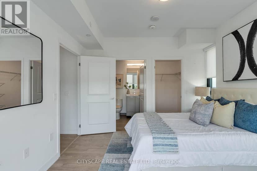 405 - 120 Eagle Rock Way — photo 31 of 40