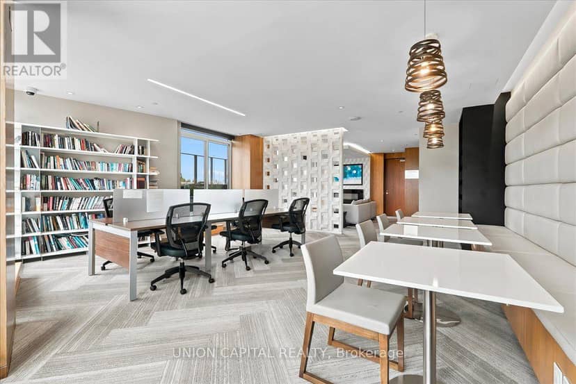 505 - 36 Park Lawn Road — photo 33 of 40