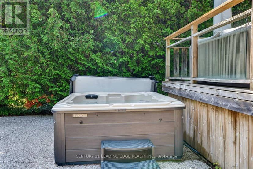 143 Campbell Crescent — photo 20 of 40