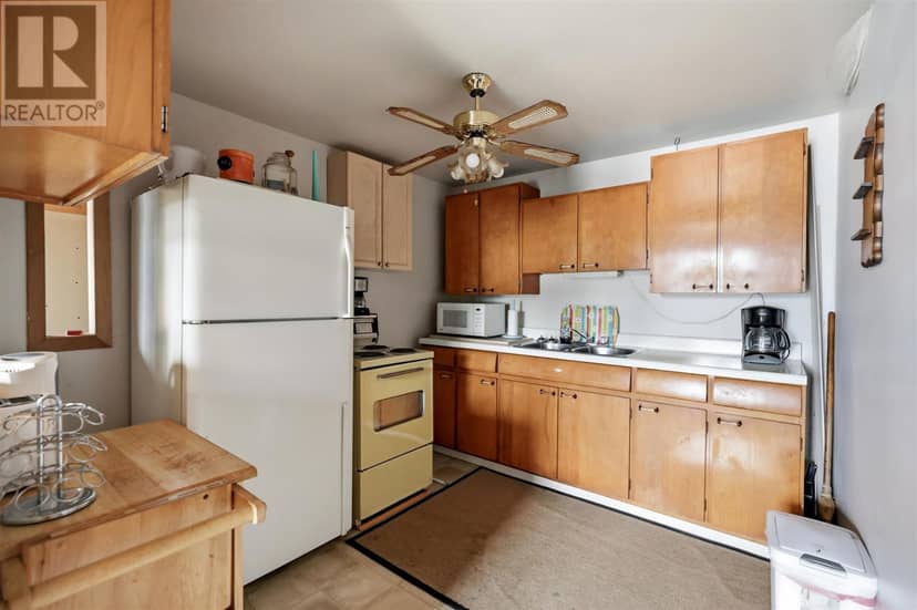 17F Lower Island LK — photo 10 of 36
