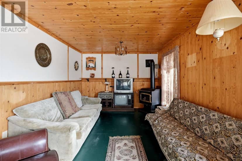 17F Lower Island LK — photo 7 of 36
