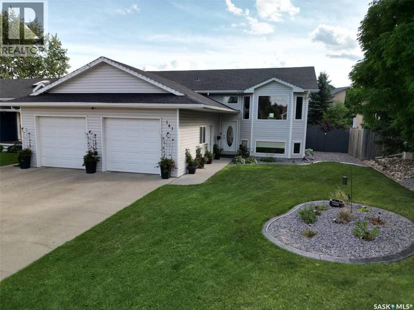 141 15th STREET W, Battleford