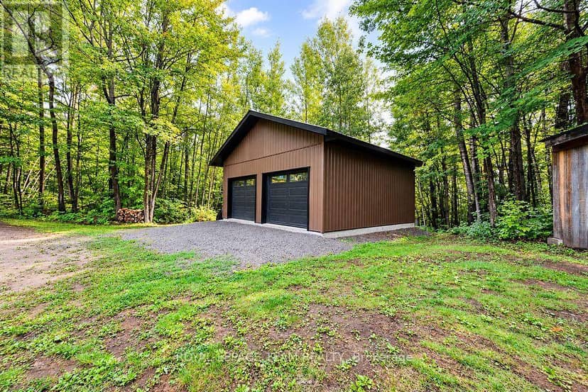 2193 Foymount Road, Bonnechere Valley, photo 6