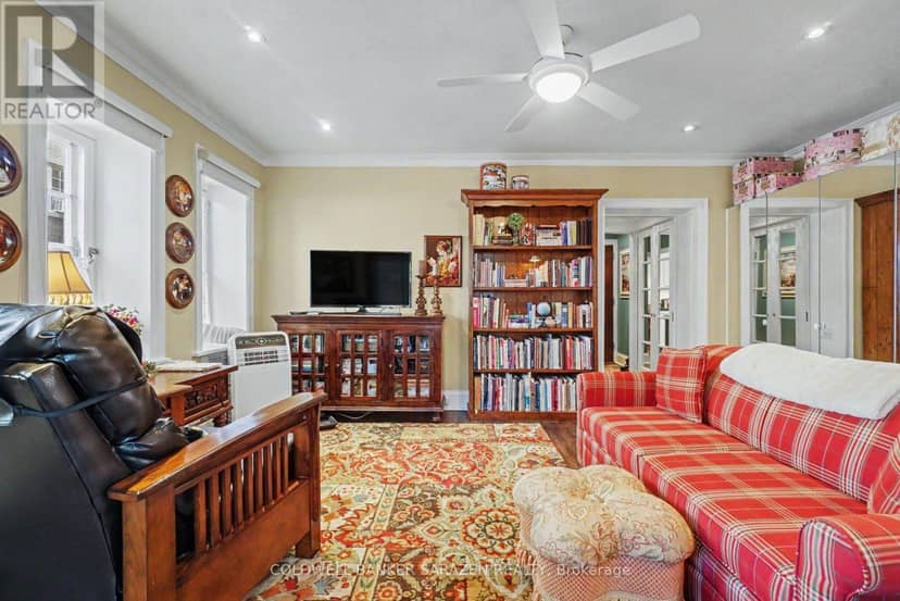 1D - 260 Metcalfe Street — photo 19 of 26