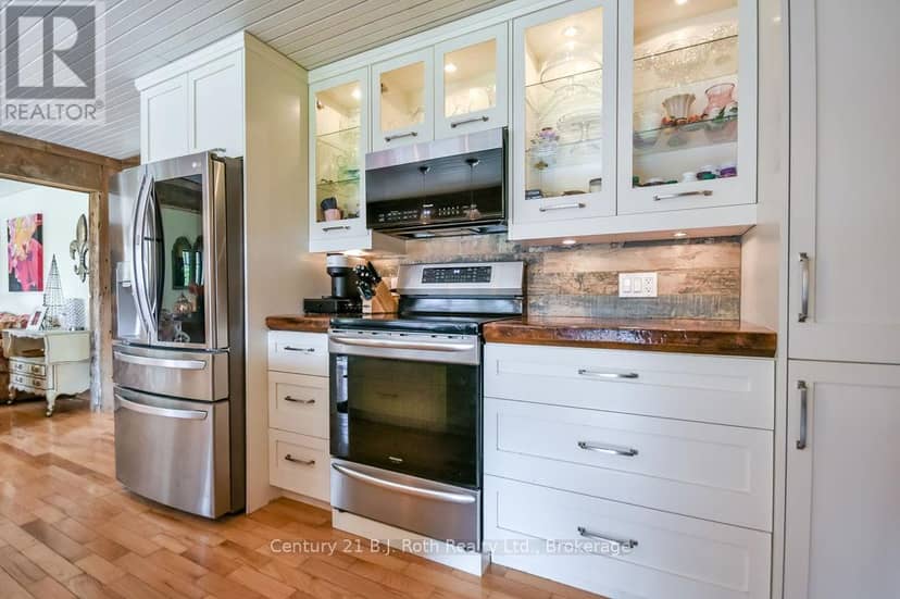 465 Ridge Road E — photo 14 of 40