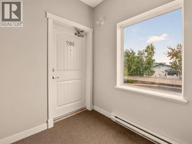 206-505 Ogilvie Street, Whitehorse, photo 2