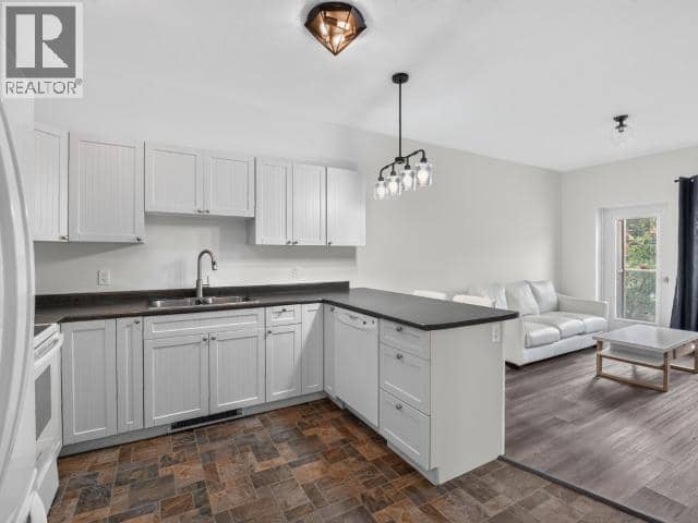 206-505 Ogilvie Street, Whitehorse, photo 4
