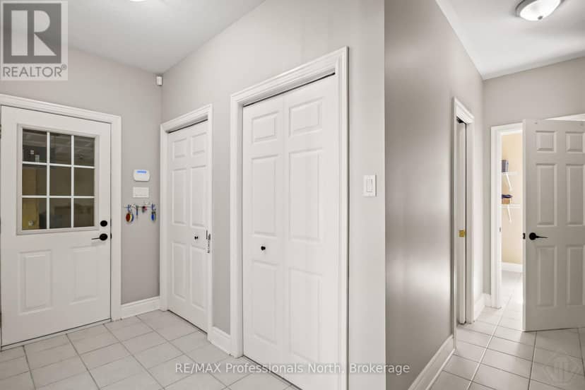 9 Melane Court — photo 14 of 40