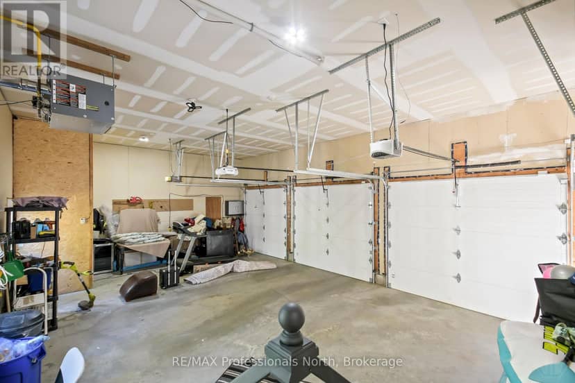 9 Melane Court — photo 38 of 40