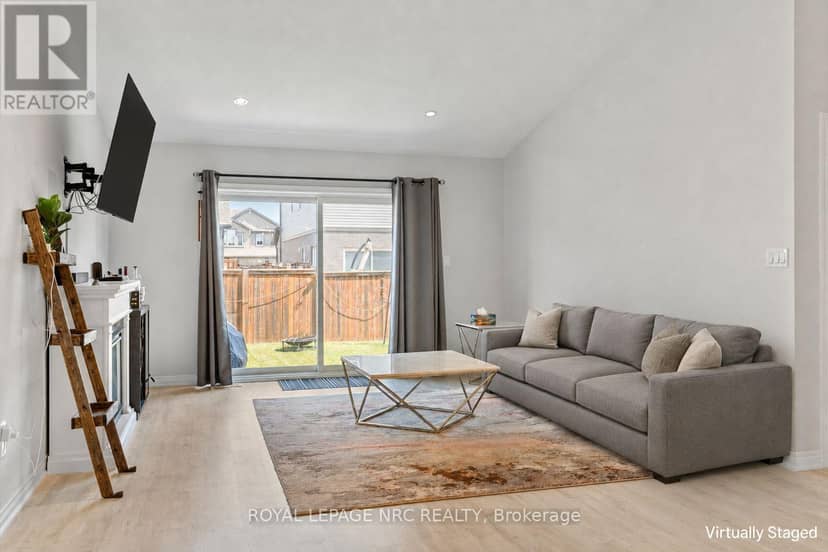 141 Acacia Road — photo 10 of 21