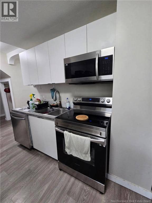 86 Wright Street — photo 10 of 12