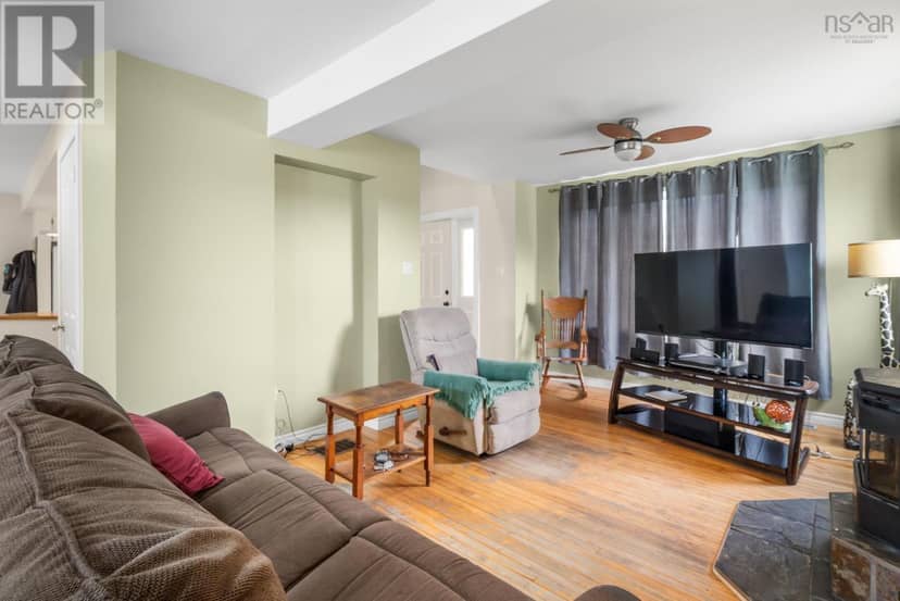 10 Fader Street — photo 6 of 19
