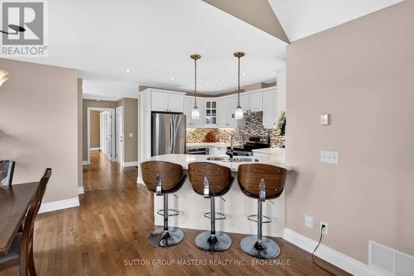 100 Britannia Crescent — photo 12 of 40