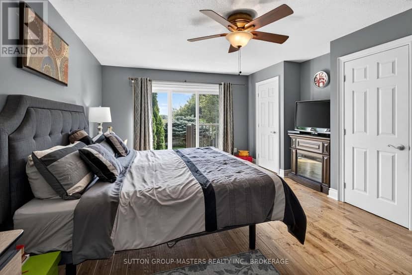 100 Britannia Crescent — photo 24 of 40