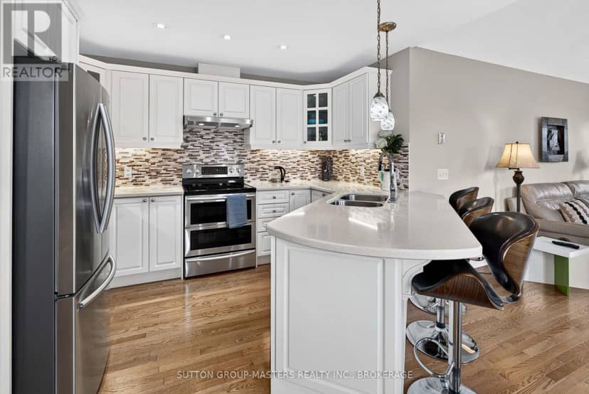 100 Britannia Crescent — photo 8 of 40