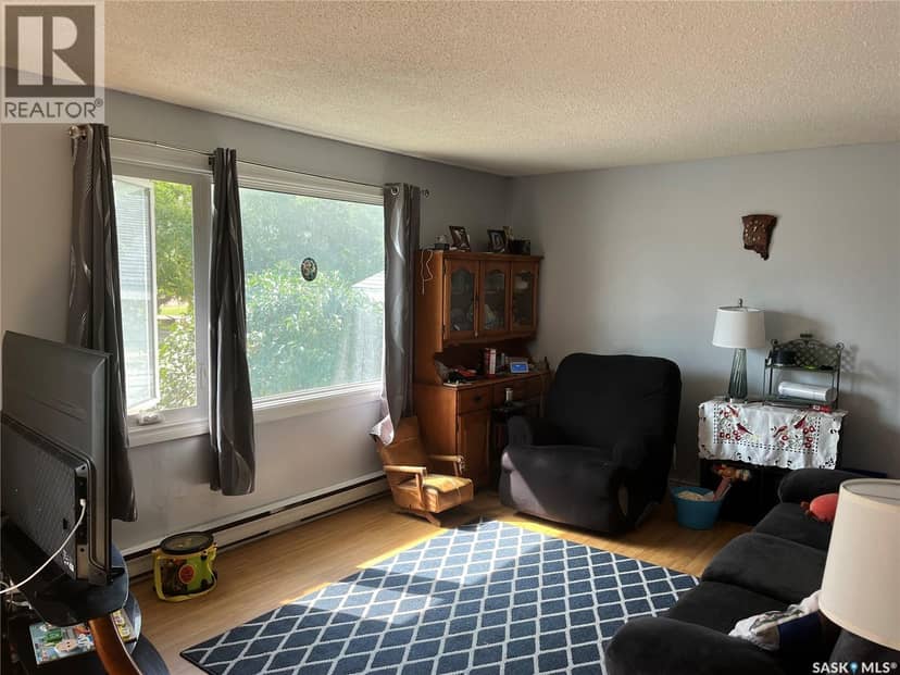 128 1st AVENUE S, Coronach, photo 6
