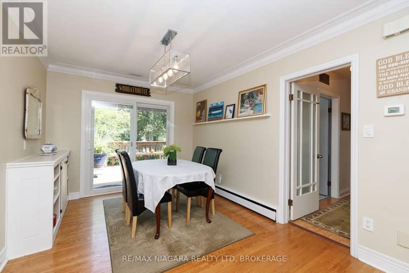 6329 Goodsir Crescent — photo 11 of 40
