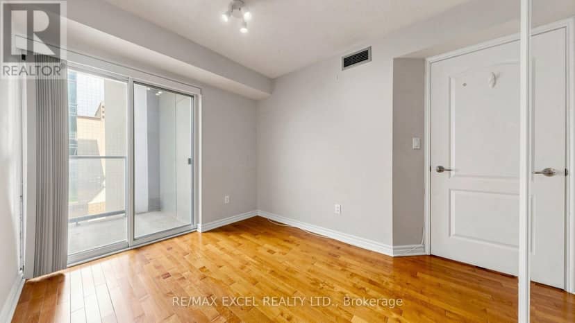 506 - 30 Hayden Street — photo 19 of 30