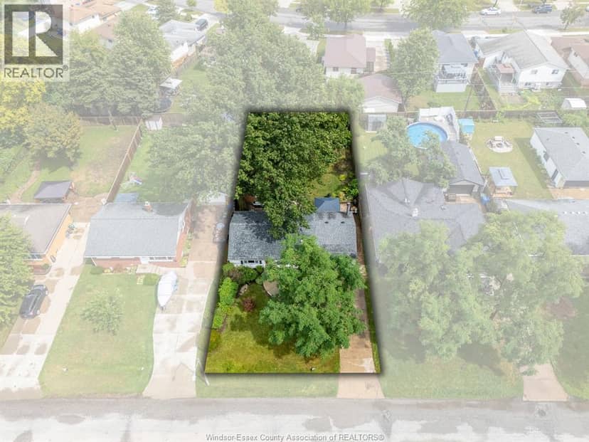 3274 Parkwood AVENUE — photo 4 of 40