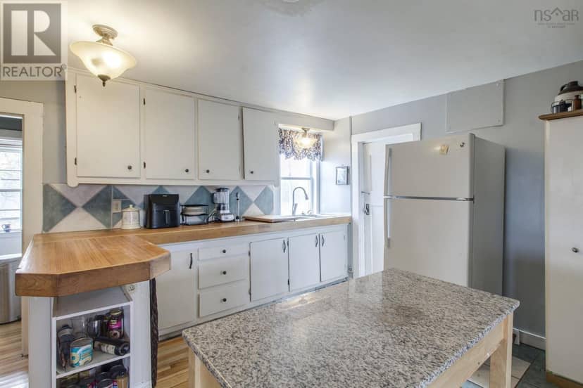 6209 Highway 1, Granville Centre, photo 7