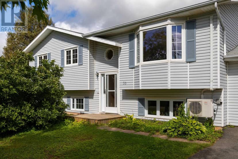 33 Amanda Drive, East Royalty, photo 3