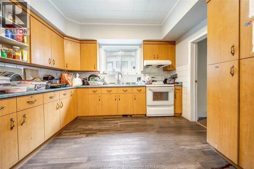 464 Vera Place — photo 4 of 28