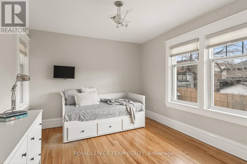 318 Clemow Avenue — photo 17 of 35