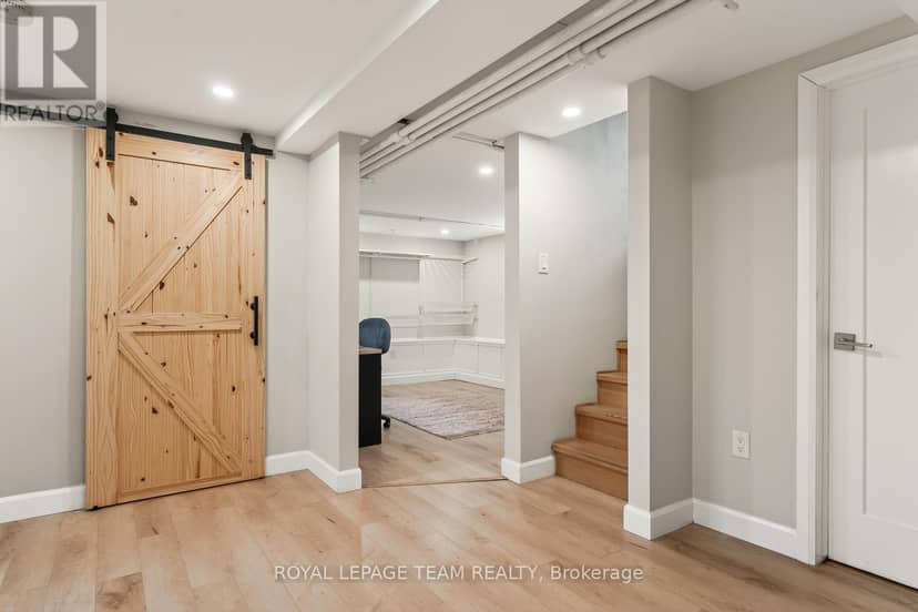 318 Clemow Avenue — photo 23 of 35
