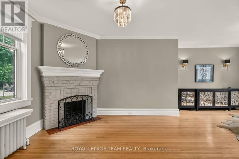 318 Clemow Avenue — photo 4 of 35