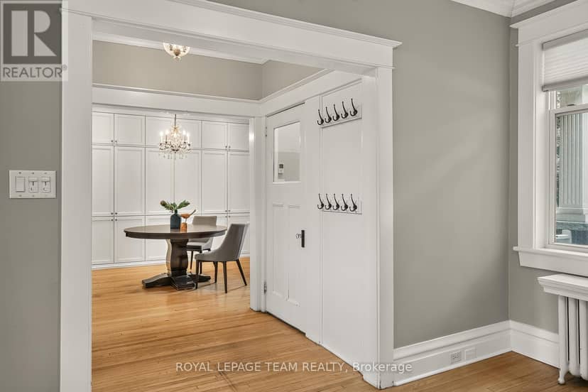 318 Clemow Avenue — photo 6 of 35