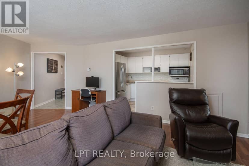 802 - 1380 Prince Of Wales Drive — photo 13 of 22