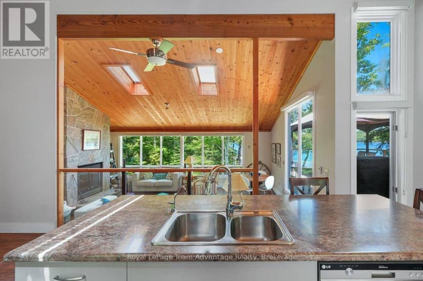 25 Island 20C — photo 16 of 40