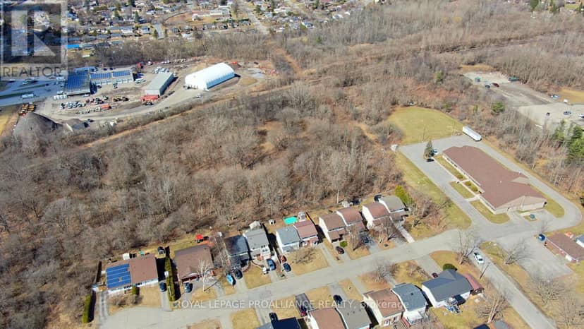 0 First Avenue, Brockville, photo 2