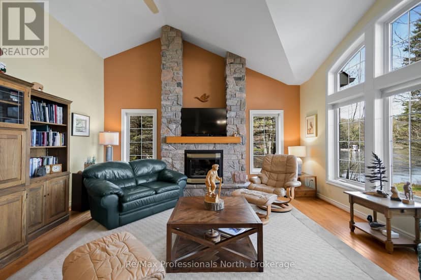 355 Loudon Point Road, Gravenhurst, photo 8