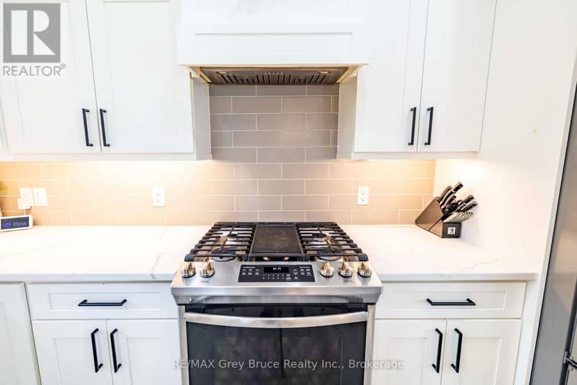 63 Howe Drive — photo 15 of 40