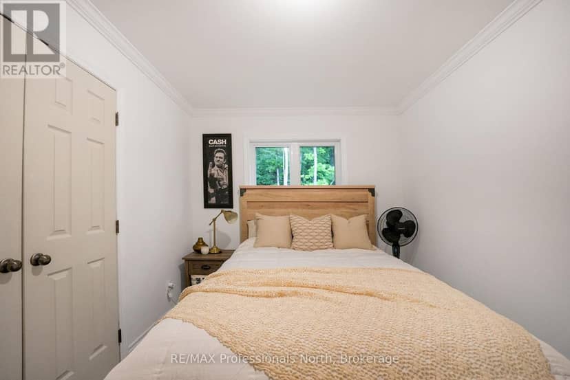 1065 Henderson's Road — photo 12 of 35