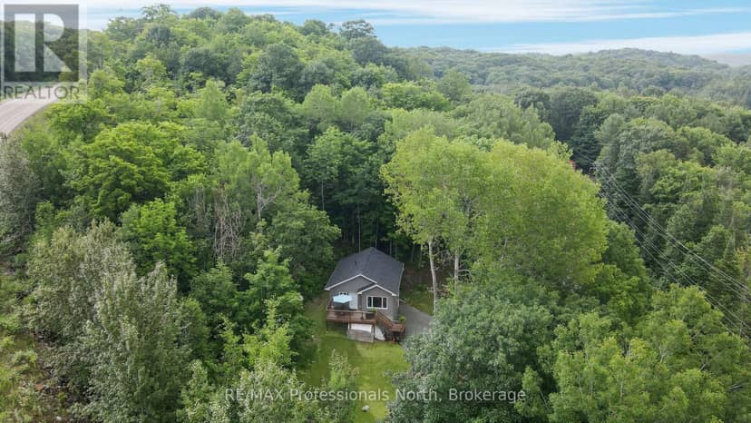 1065 Henderson's Road, Minden Hills, photo 2