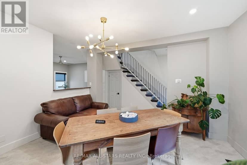 108 Mechanic Street — photo 8 of 38