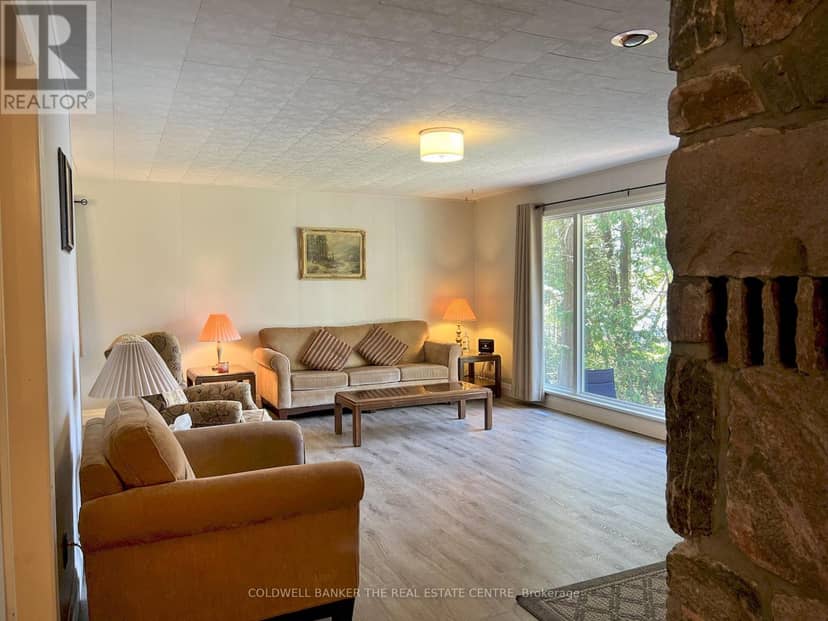 46 Iris Drive — photo 17 of 40