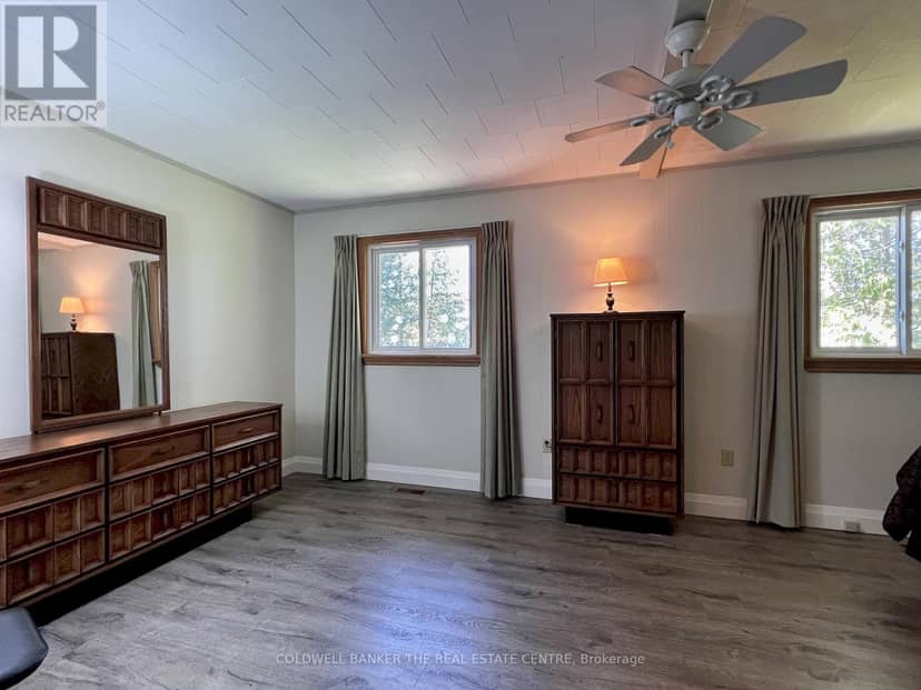46 Iris Drive — photo 34 of 40