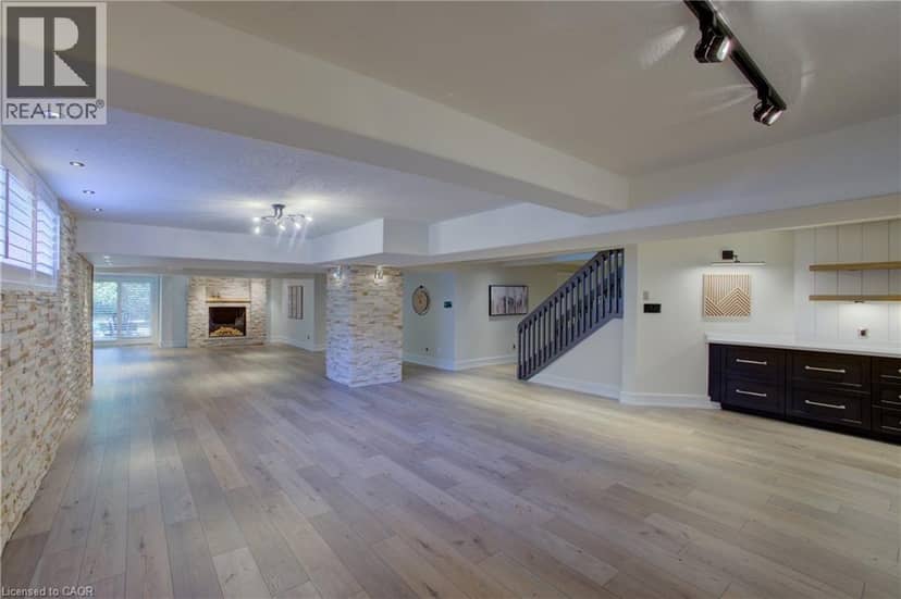 14 JAMES Court — photo 23 of 40